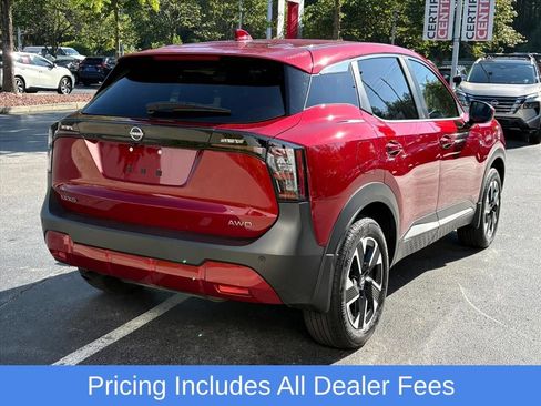 Certified 2025 Nissan Kicks SV AWD/4WD image 8
