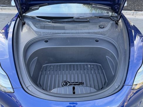 Used 2023 Tesla Model 3 Standard Range image 6