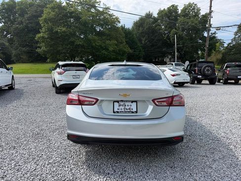 Used 2020 Chevrolet Malibu LT FWD image 5