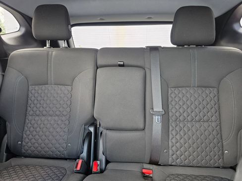Used 2021 Chevrolet Blazer LT FWD image 33