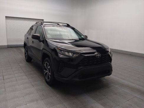 Used 2021 Toyota RAV4 LE image 13