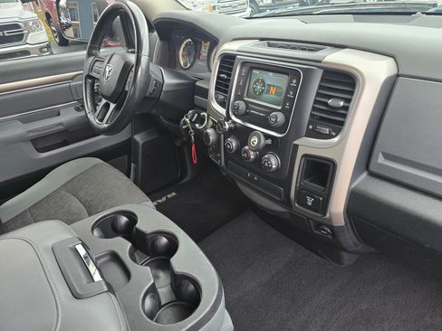 Used 2016 RAM 1500 Big Horn image 31