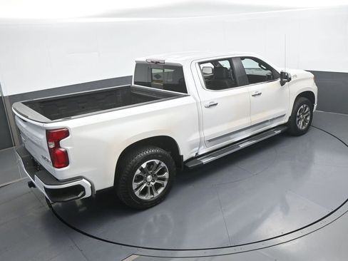 Used 2024 Chevrolet Silverado 1500 High Country image 61