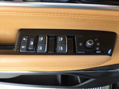 Used 2022 Jeep Grand Wagoneer Series III image 59