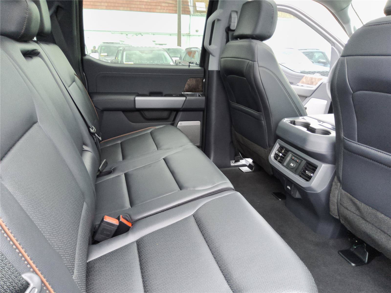New 2026 Ford F250 Lariat w/ Black Appearance Package AWD/4WD image 24