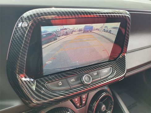 Used 2017 Chevrolet Camaro LT image 32