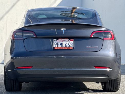 Used 2023 Tesla Model 3 Performance image 5