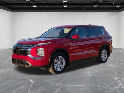 New 2025 Mitsubishi Outlander ES