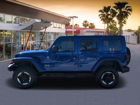 Used 2018 Jeep Wrangler Unlimited Sahara w/ LED Lighting Group image 6