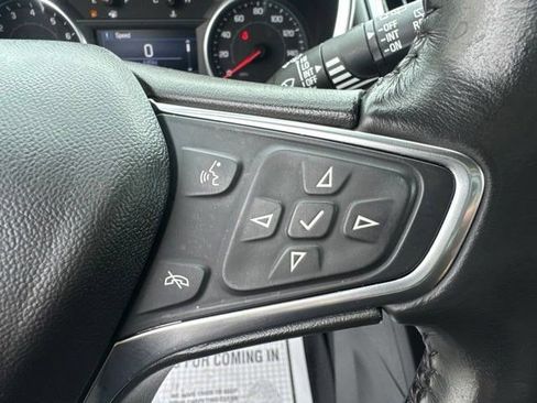 Used 2019 Chevrolet Equinox LT FWD image 21