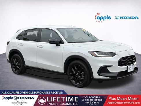 Used 2024 Honda HR-V Sport image 1
