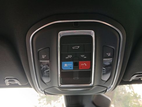 Used 2024 Jeep Wagoneer L 4WD image 48