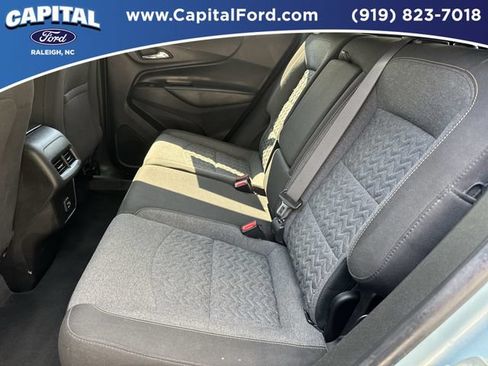 Used 2022 Chevrolet Equinox LT AWD/4WD image 18