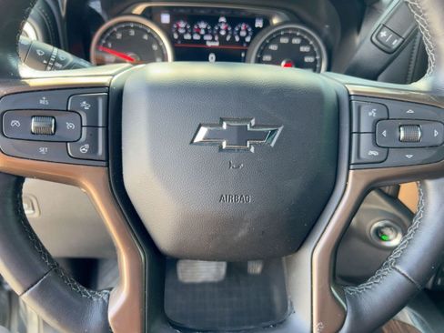 Certified 2020 Chevrolet Silverado 1500 High Country w/ Technology Package image 13