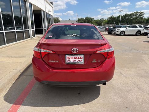 Used 2015 Toyota Corolla S w/ Driver Convenience Package FWD image 9