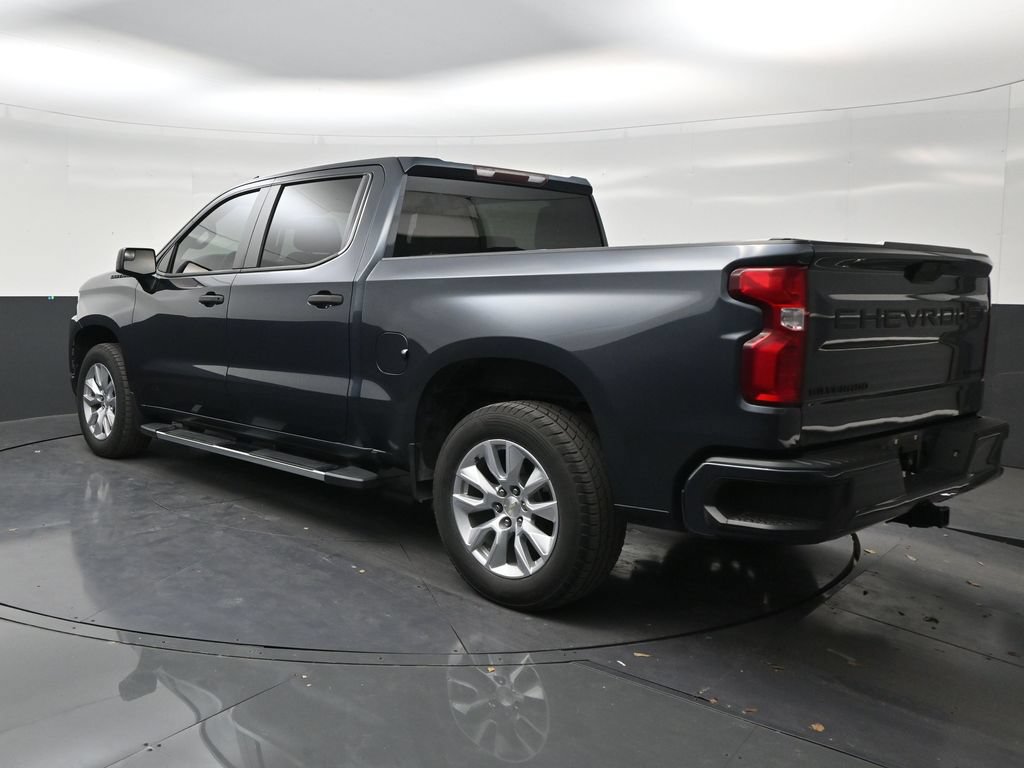 Used 2020 Chevrolet Silverado 1500 Custom w/ Custom Value Package RWD image 3