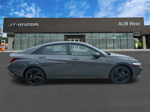 New 2026 Hyundai Elantra Sport image 4