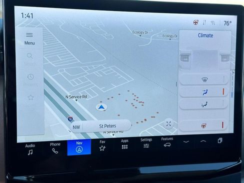 Used 2024 Ford Expedition XLT image 24