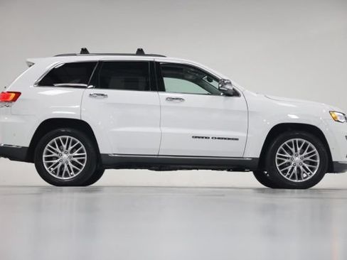 Used 2018 Jeep Grand Cherokee Summit AWD/4WD image 18