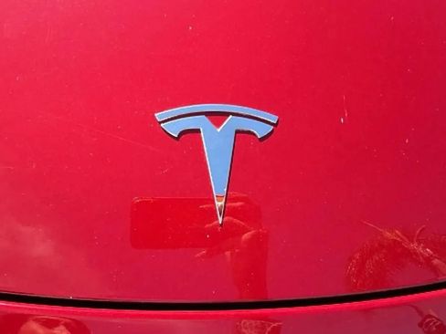 Used 2018 Tesla Model 3 Long Range RWD image 24