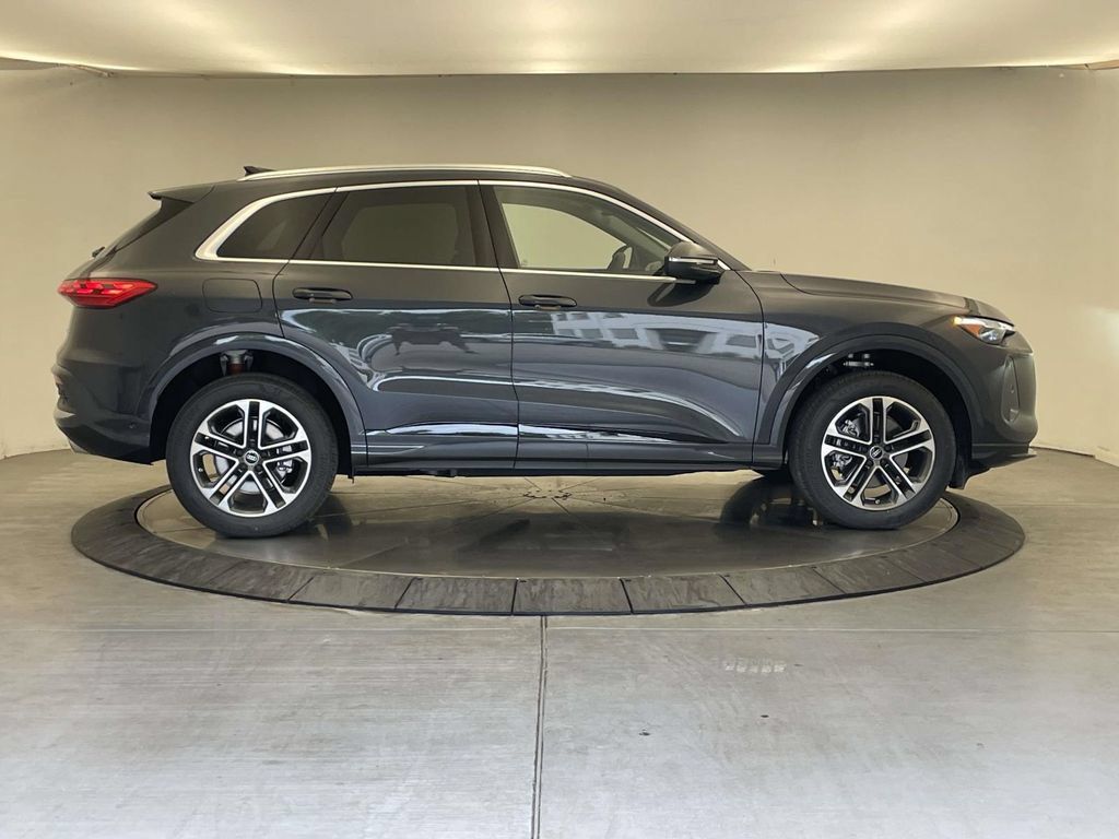 New 2026 Audi Q5 Premium Plus AWD/4WD image 8