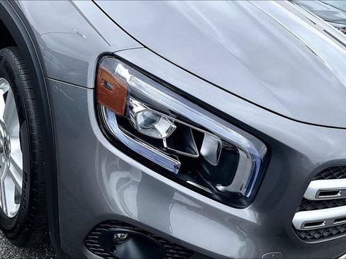 Certified 2023 Mercedes-Benz GLB 250 4MATIC w/ Premium Package image 24