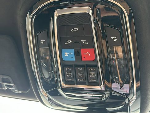 Used 2024 Jeep Grand Cherokee L Summit image 27