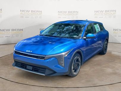 New 2026 Kia K4 EX
