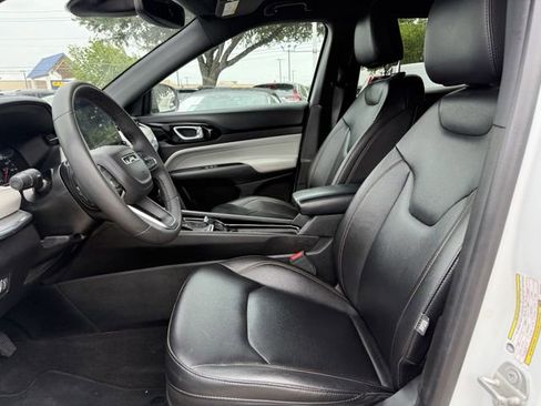 Used 2024 Jeep Compass Limited AWD/4WD image 26