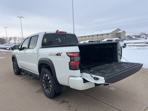 Used 2023 Nissan Frontier PRO-4X w/ Pro Convenience Package image 7