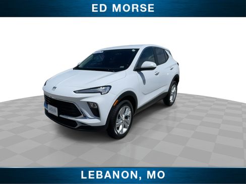 Certified 2025 Buick Encore GX Preferred FWD image 3