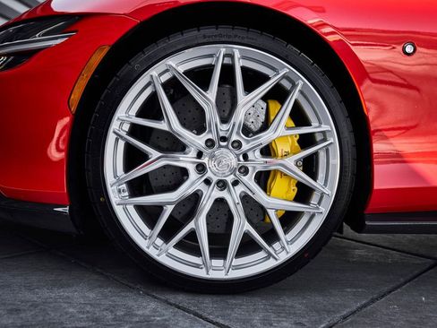 Used 2024 Ferrari Roma Spider RWD image 3