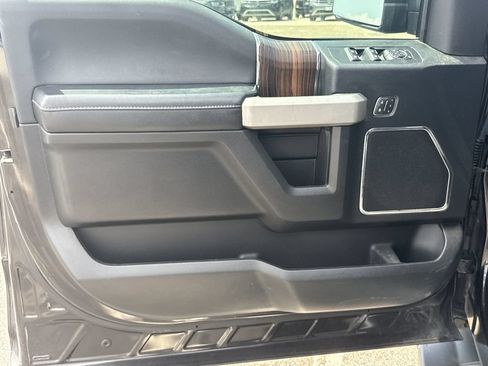 Used 2015 Ford F150 Lariat AWD/4WD image 10