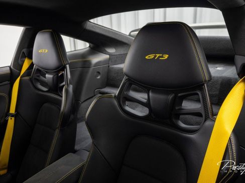 Used 2022 Porsche 911 GT3 image 30
