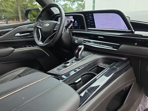 Used 2023 Cadillac Escalade V w/ LPO, ONYX Package AWD/4WD image 20