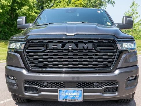 Used 2025 RAM 1500 Big Horn AWD/4WD image 3