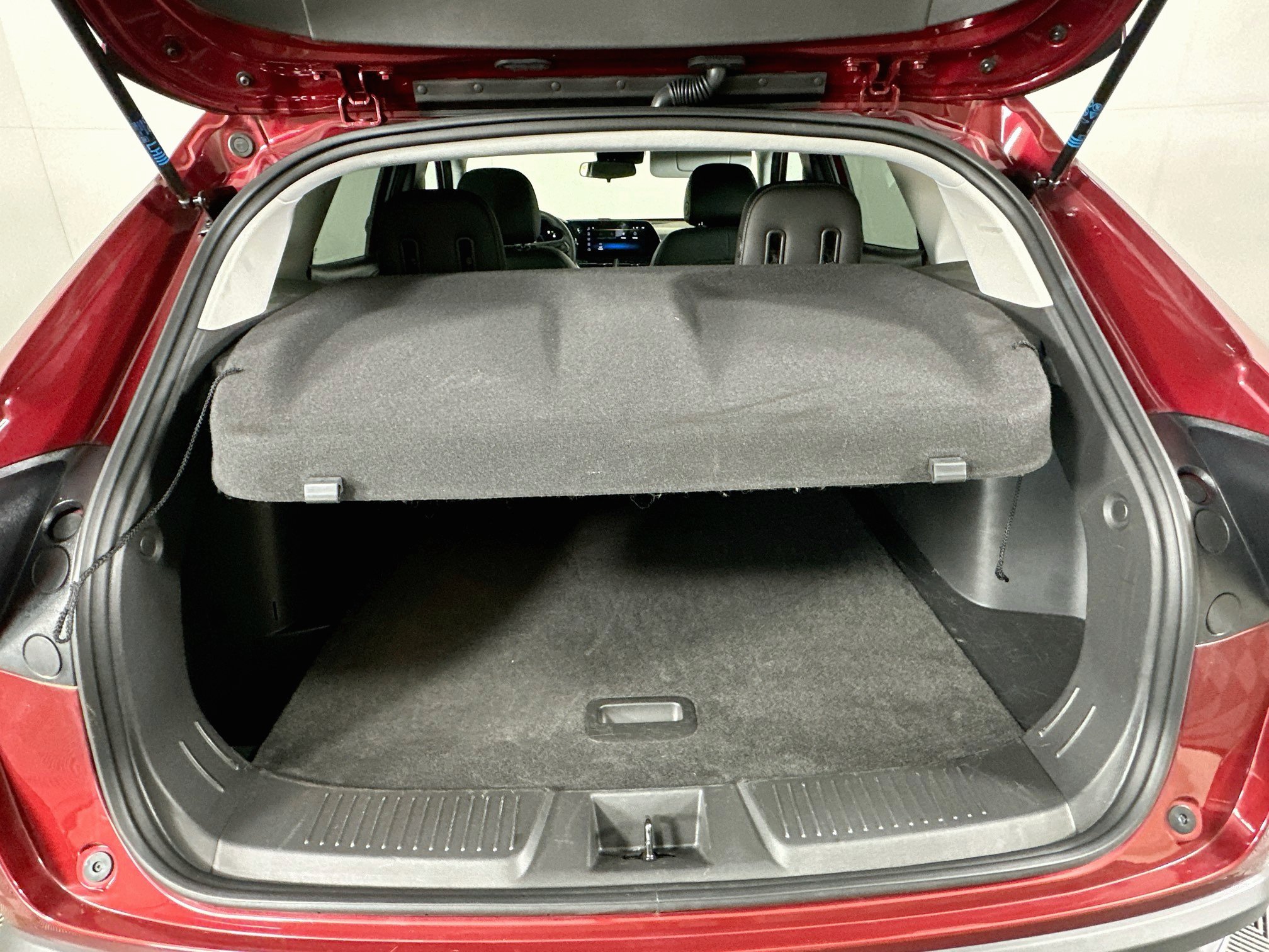 Used 2025 Chevrolet Trax LT FWD image 27