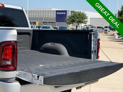 Used 2026 RAM 2500 Big Horn AWD/4WD image 40
