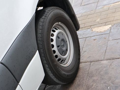 Used 2023 Mercedes-Benz Sprinter 144 Cargo image 38