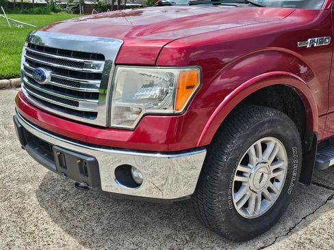 Used 2014 Ford F150 Lariat w/ Equipment Group 501A Mid AWD/4WD image 9