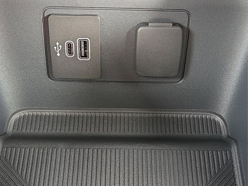 New 2026 Ford Explorer Active w/ Active Comfort Package image 22