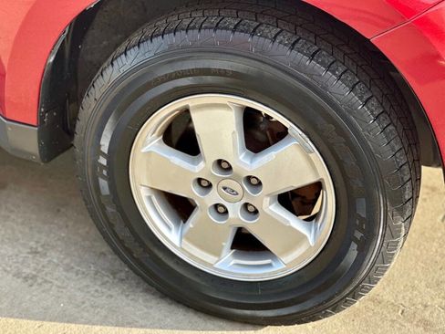 Used 2012 Ford Escape XLT image 5