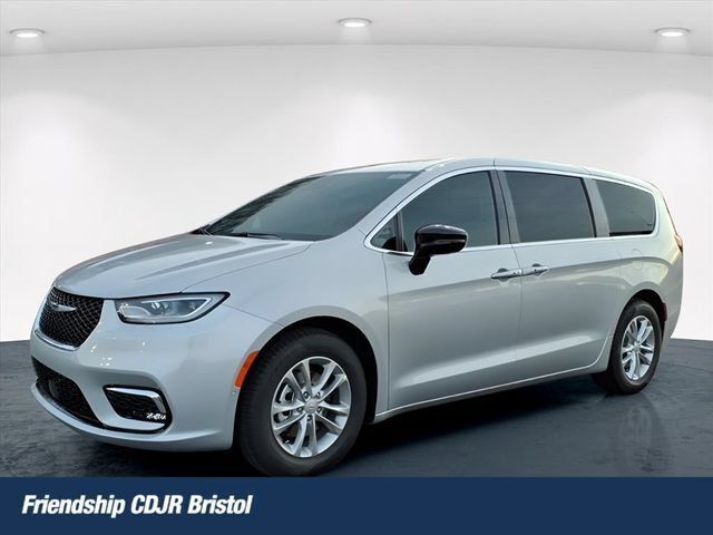 New 2026 Chrysler Pacifica Select FWD image 1