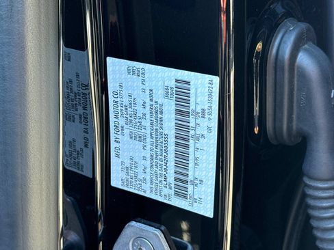 Used 2024 Lincoln Nautilus Black Label AWD/4WD image 28