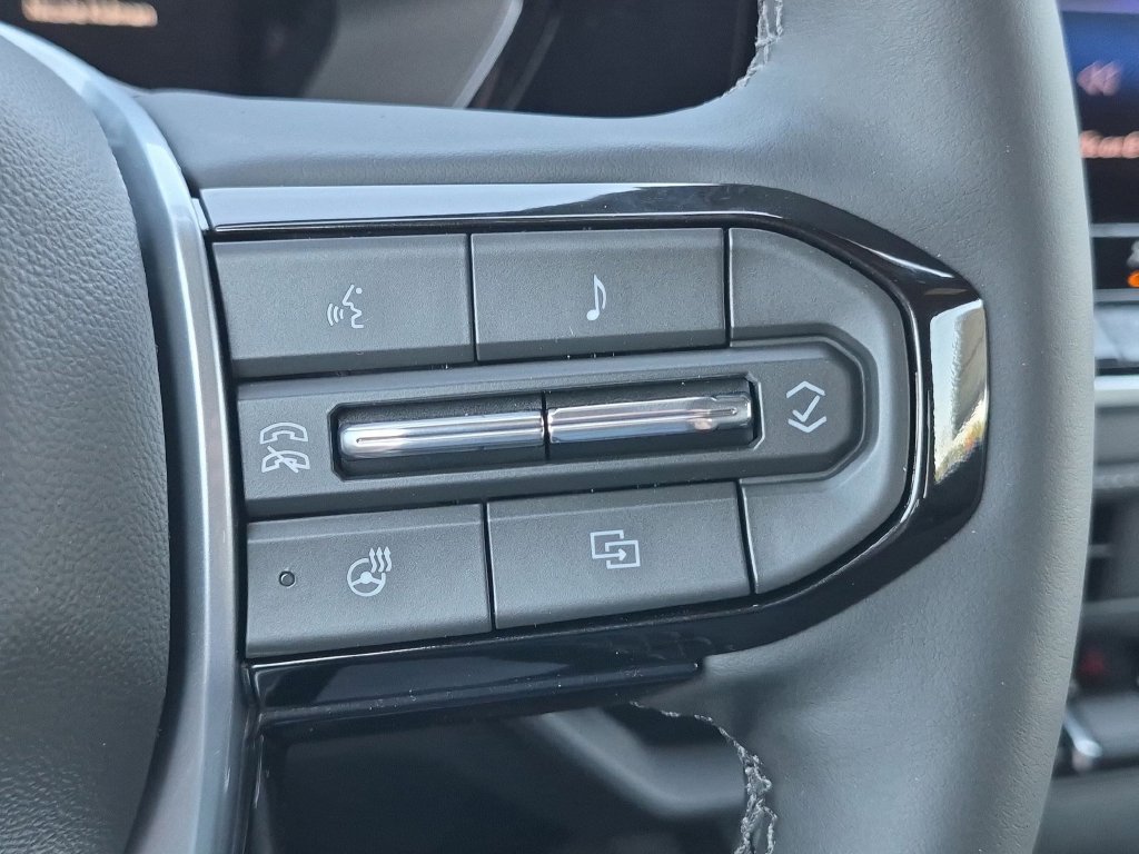 New 2026 Chevrolet Colorado LT w/ LT Convenience Package AWD/4WD image 18
