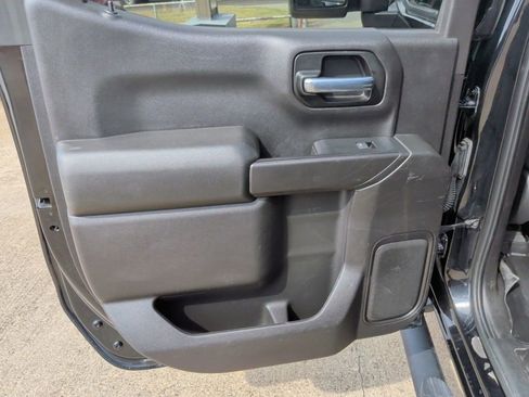 Used 2020 Chevrolet Silverado 1500 LT w/ Texas Edition image 31