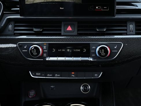 Used 2020 Audi S5 Premium Plus w/ Premium Plus image 41