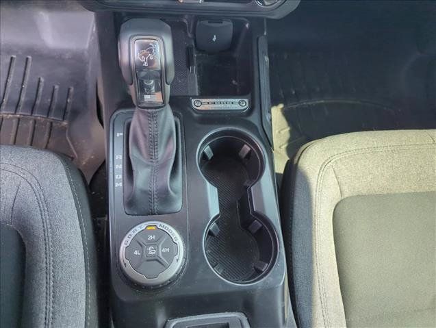 Used 2025 Ford Bronco Big Bend AWD/4WD image 16