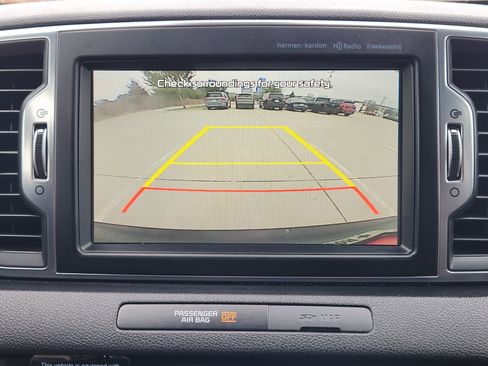 Used 2017 Kia Sportage SX image 18