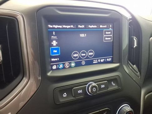 Used 2025 Chevrolet Silverado 1500 Custom Trail Boss AWD/4WD image 22